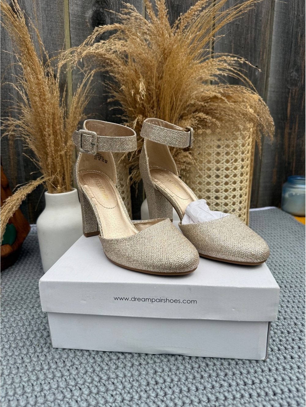 Dream Pairs Gold Glitter Chunky Heel 8.5